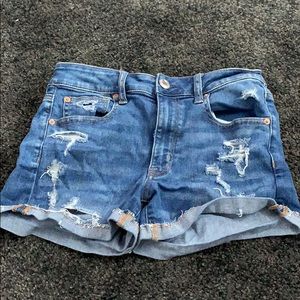 American Eagle shorts!